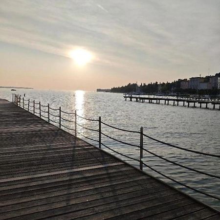 Floating House - Sunset Villa Portorož Kültér fotó