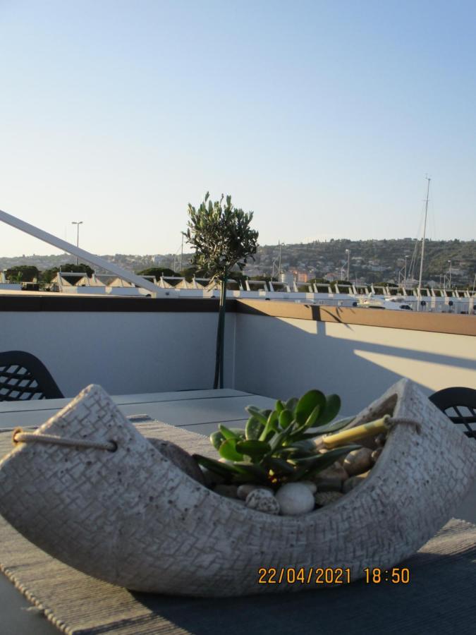 Floating House - Sunset Villa Portorož Kültér fotó