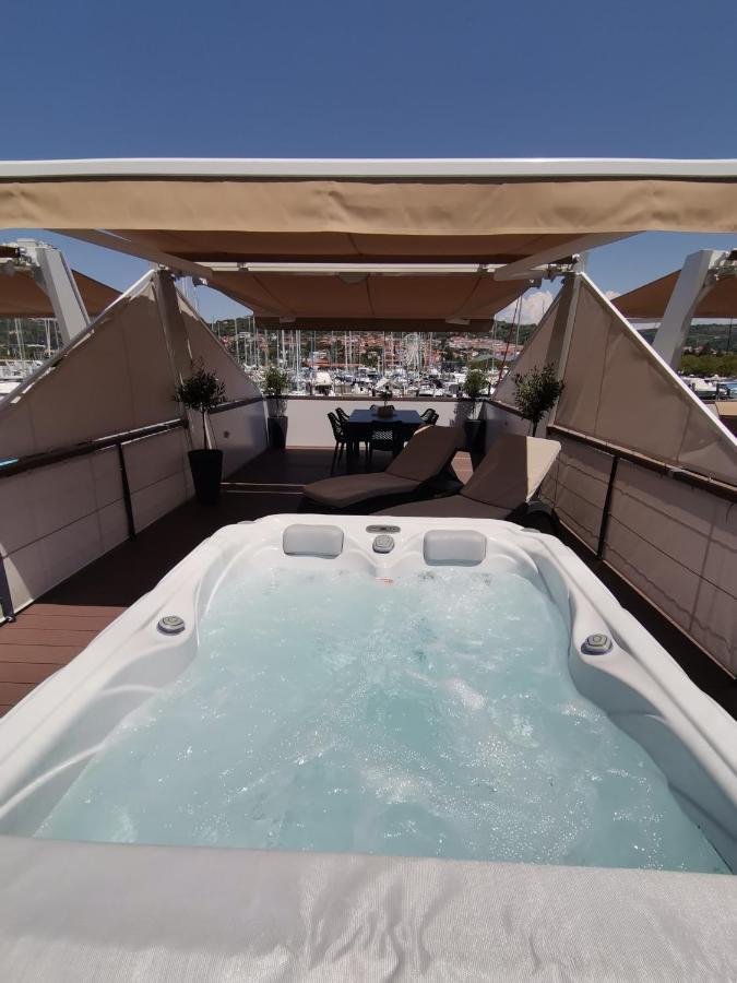 Floating House - Sunset Villa Portorož Kültér fotó